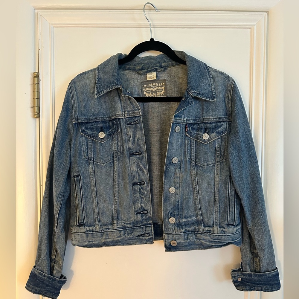 Medium Levi Strauss Denim Jean Jacket